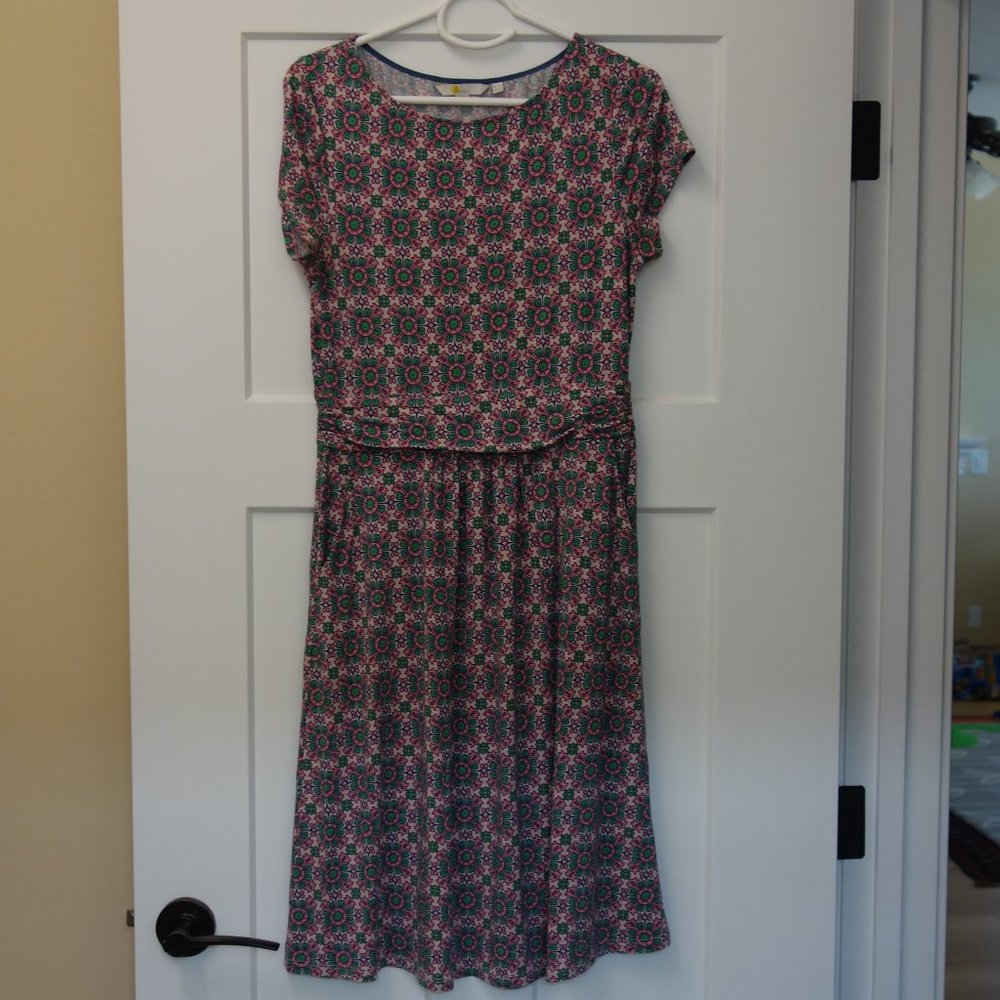 Boden Amelie Jersey Dress Flora Tile (Pink/Green) size 6